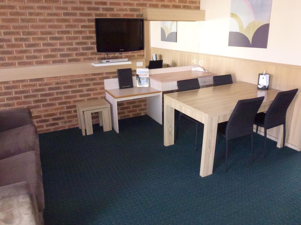 Colonial Motor Inn Bairnsdale Golden Chain Property Exterior foto