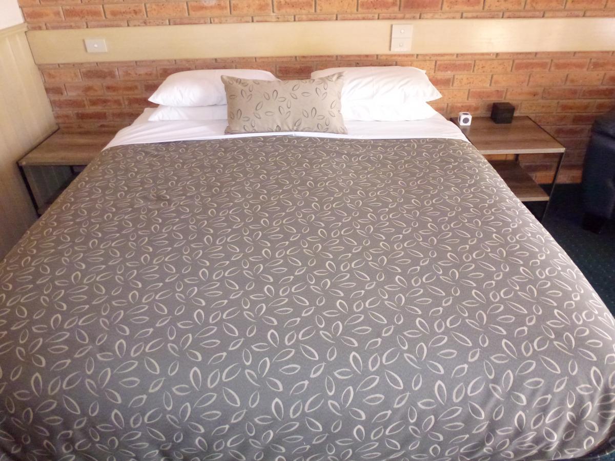 Colonial Motor Inn Bairnsdale Golden Chain Property Exterior foto