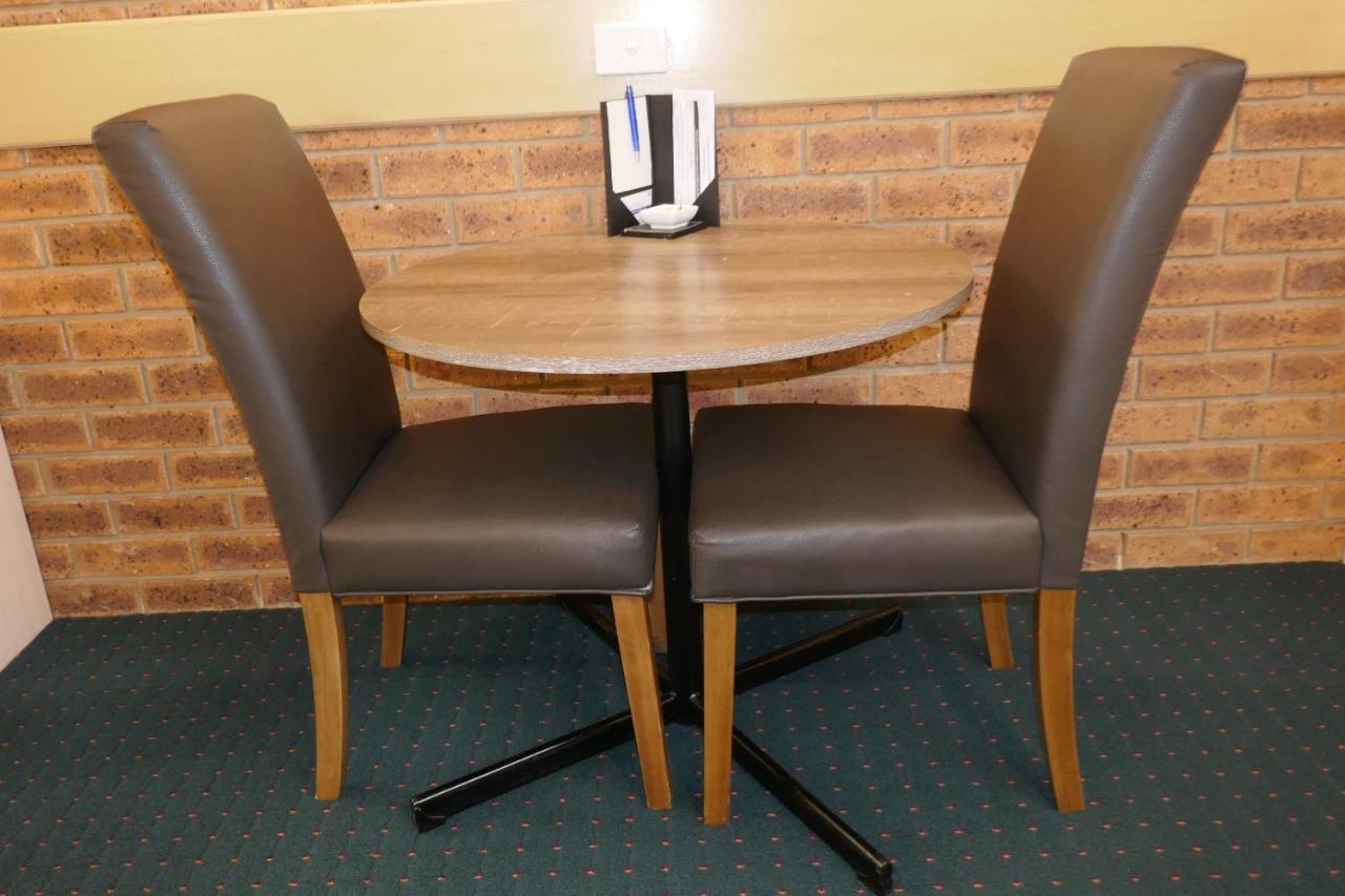 Colonial Motor Inn Bairnsdale Golden Chain Property Exterior foto
